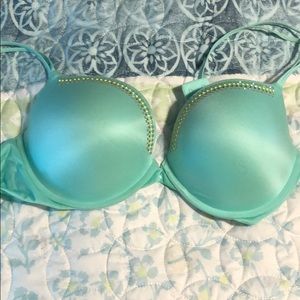 Victoria’s Secret Very Sexy Push-Up Bra